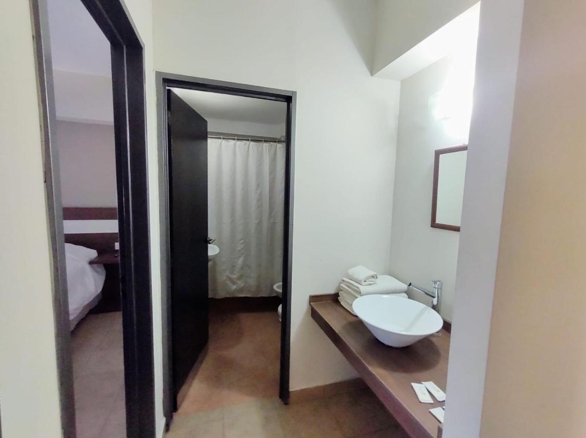 Urquiza Suites Salta Bagian luar foto
